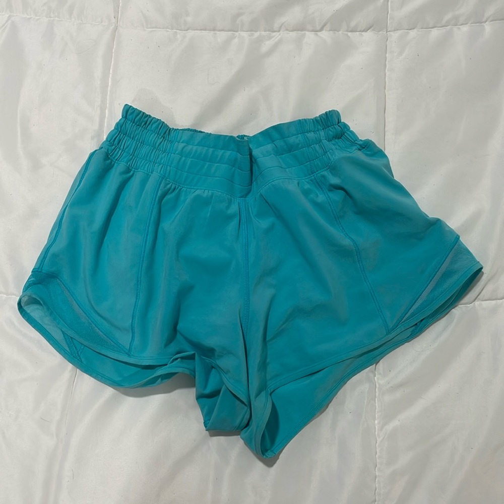 rare lululemon electric turquoise hotty hot